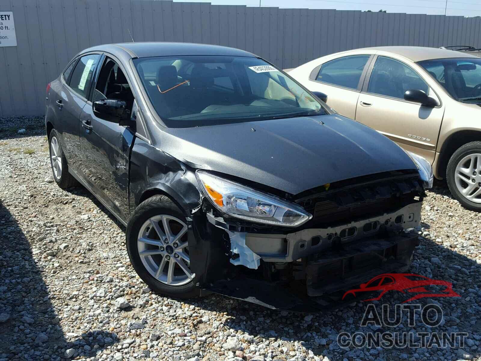 FORD FOCUS 2018 - 1FADP3F29JL245957