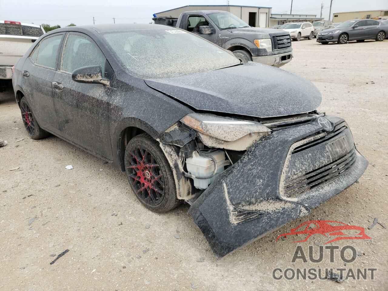 TOYOTA COROLLA 2018 - 5YFBURHE0JP846542