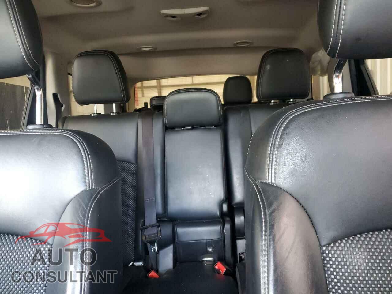 DODGE JOURNEY 2019 - 3C4PDCGB2KT852643