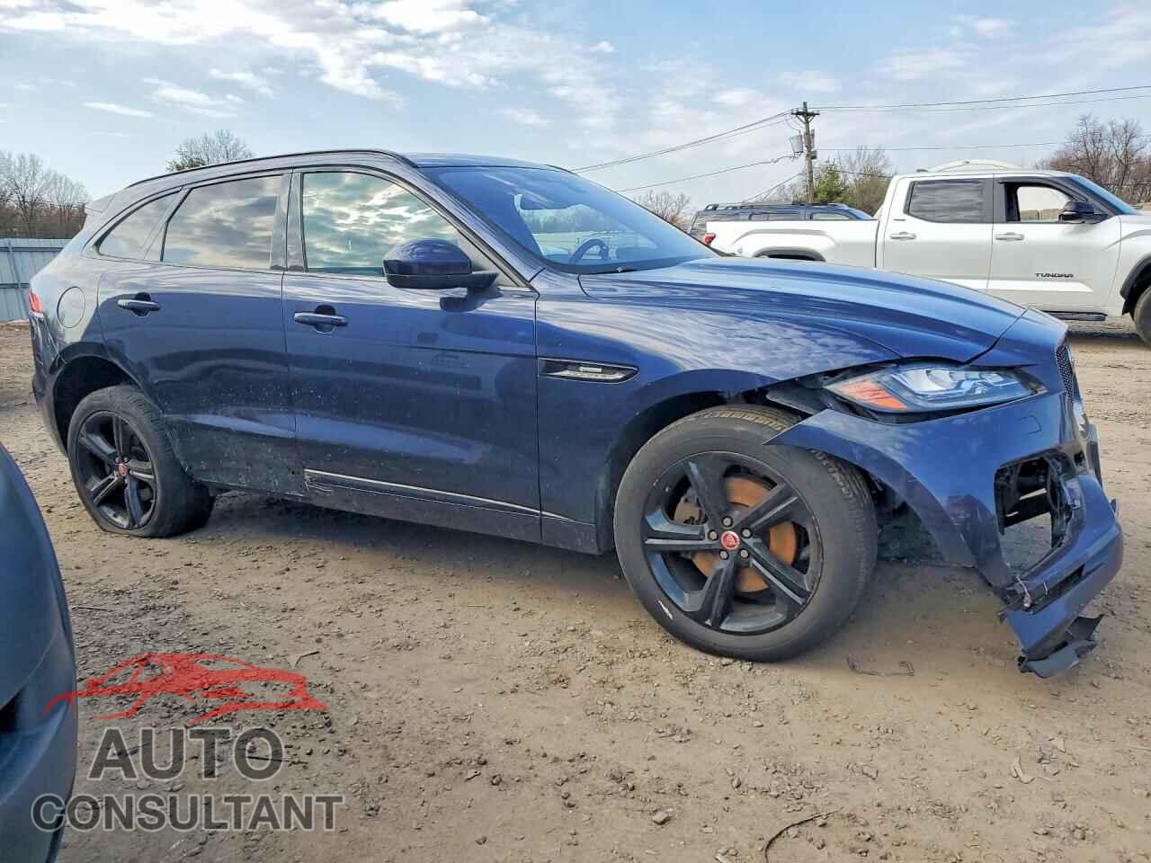 JAGUAR F-PACE 2017 - SADCL2BV8HA488794