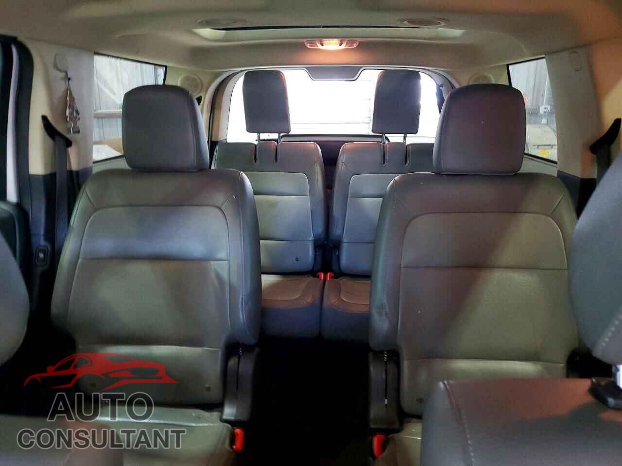 FORD FLEX 2018 - 2FMHK6DT2JBA19620