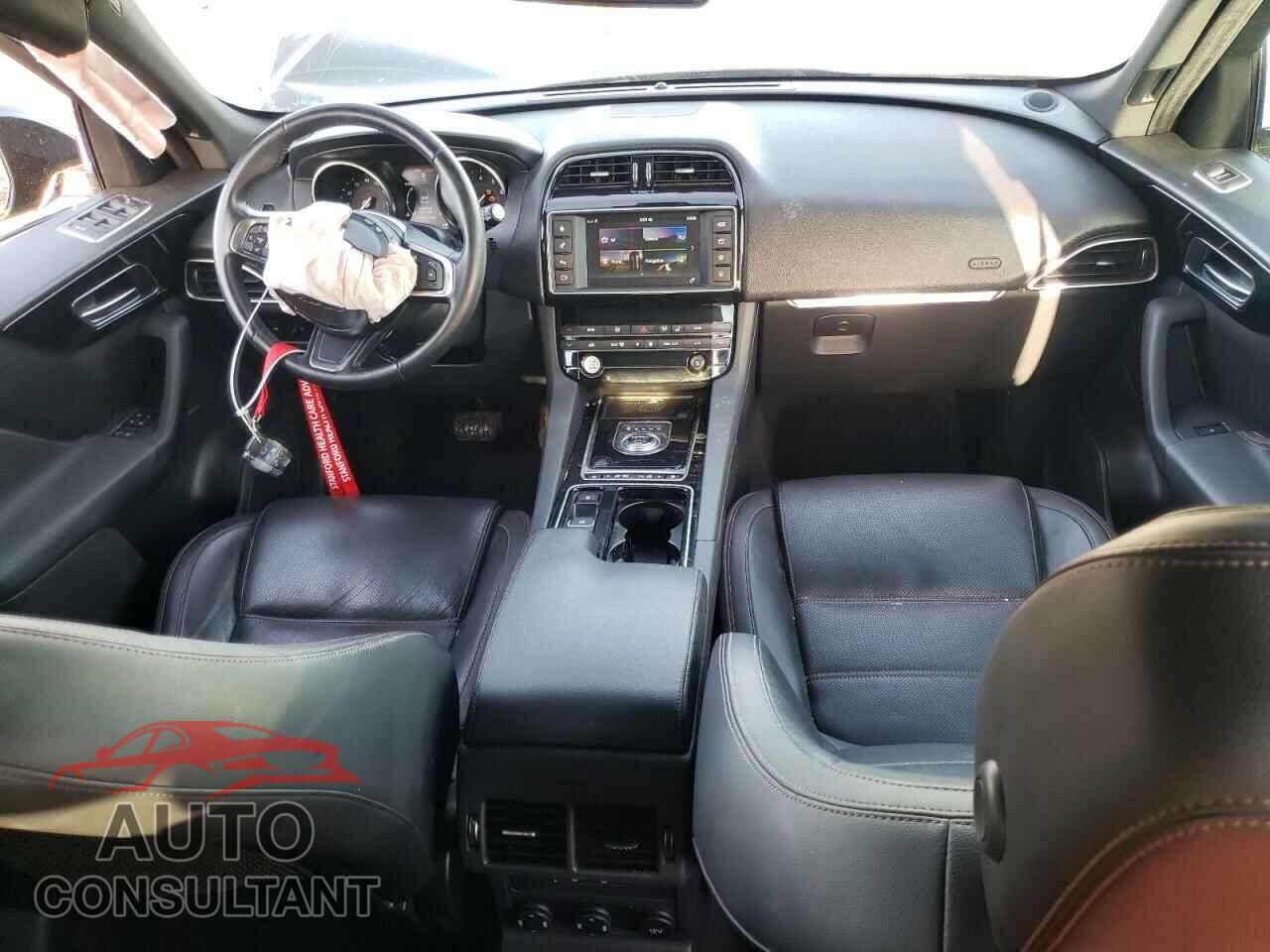 JAGUAR F-PACE 2018 - SADCK2EV7JA270494