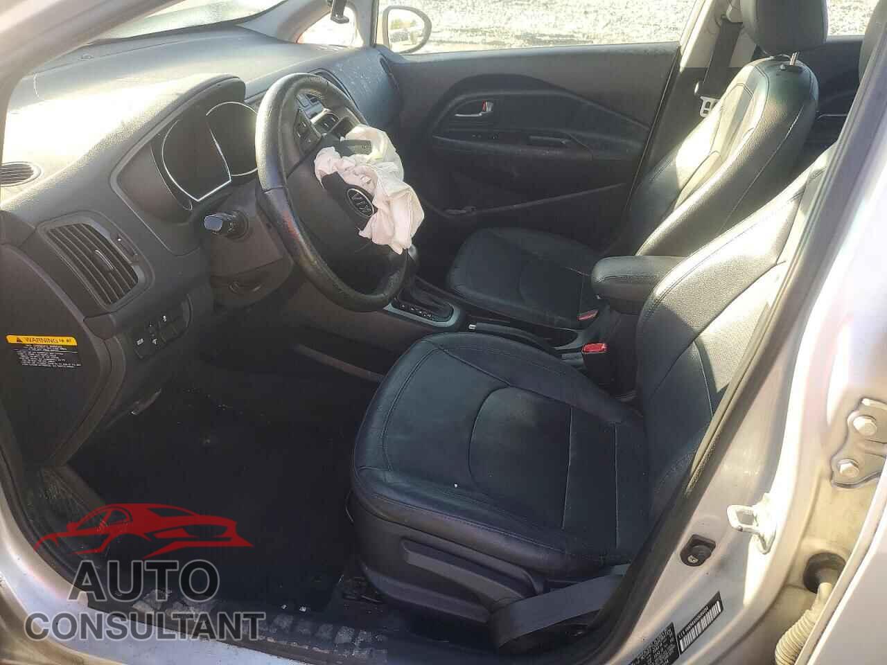 KIA RIO 2012 - KNADN4A3XC6084054