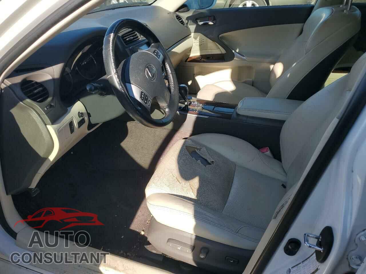 LEXUS IS 2013 - JTHBF5C23D5192975