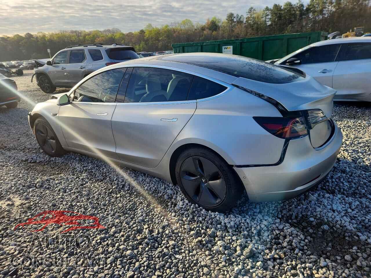 TESLA MODEL 3 2018 - 5YJ3E1EBXJF074821