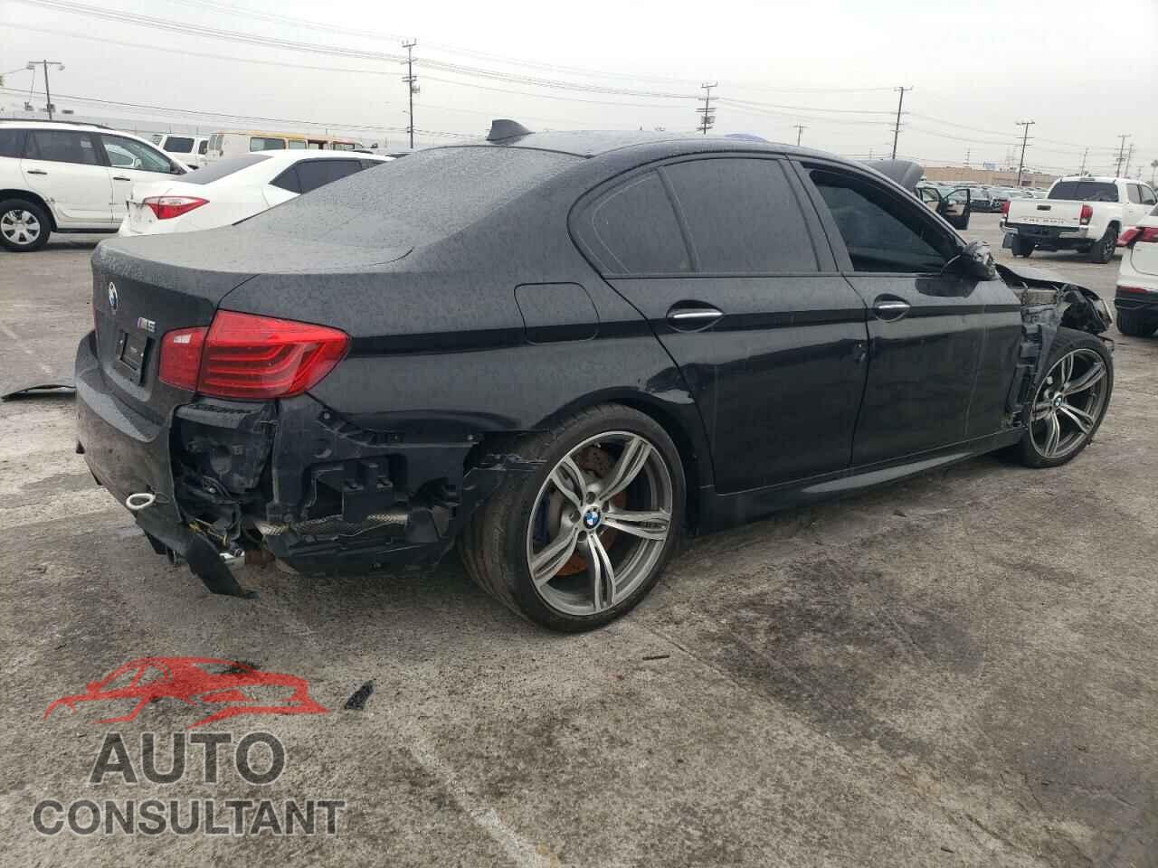 BMW M5 2014 - WBSFV9C56ED593069