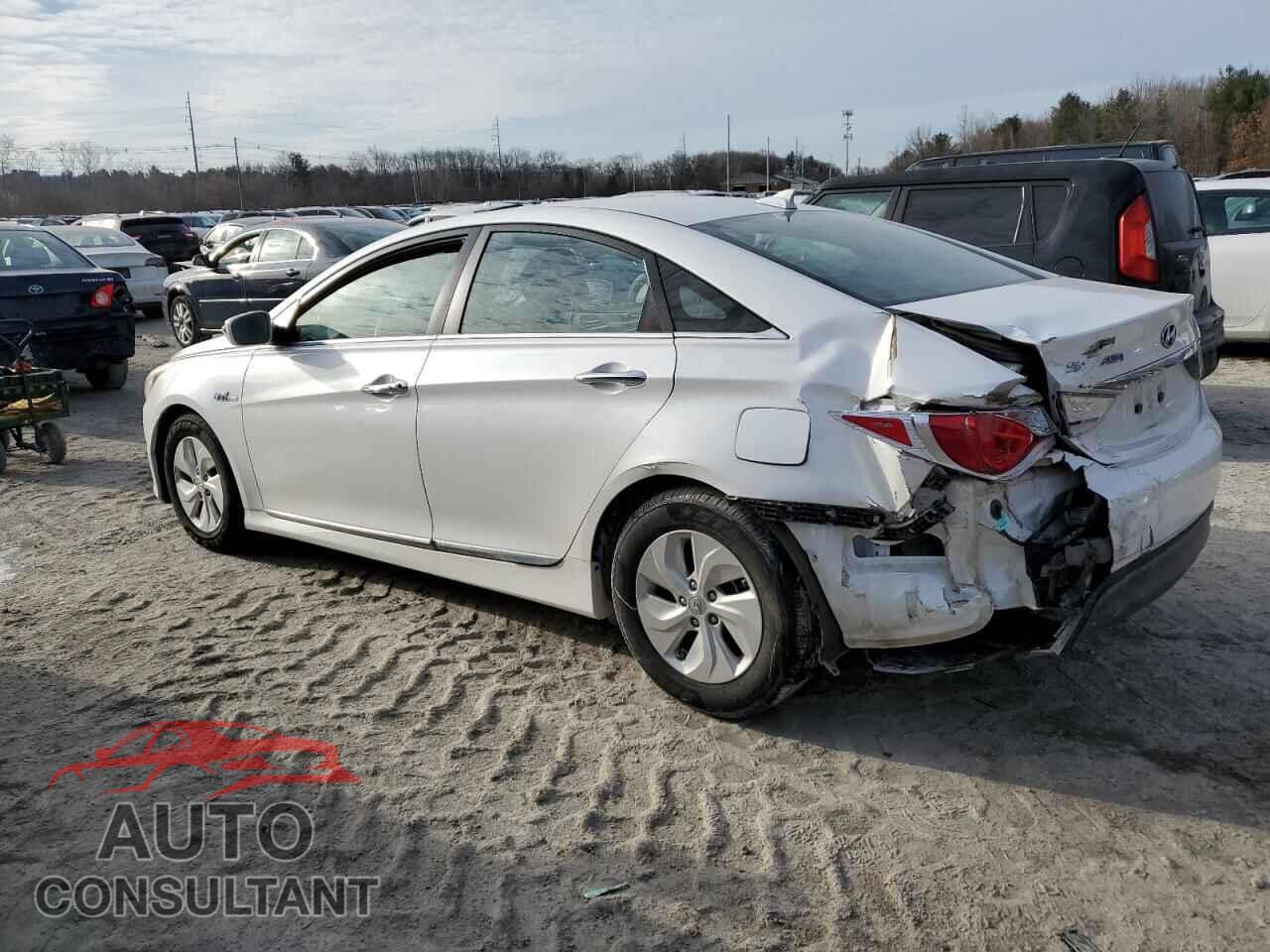 HYUNDAI SONATA 2013 - KMHEC4A44DA084387
