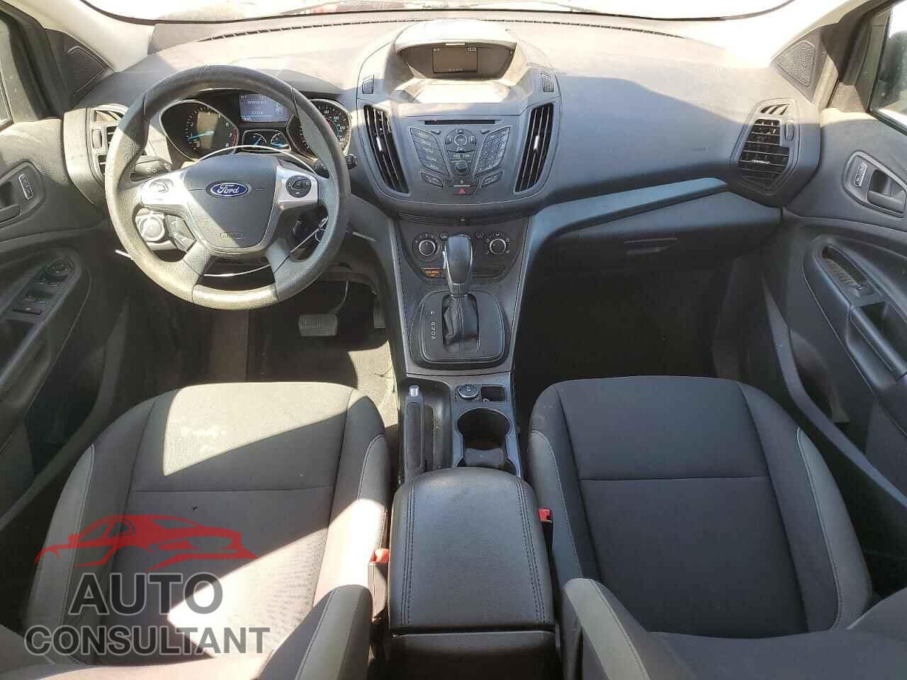 FORD ESCAPE 2016 - 1FMCU0F79GUB38849