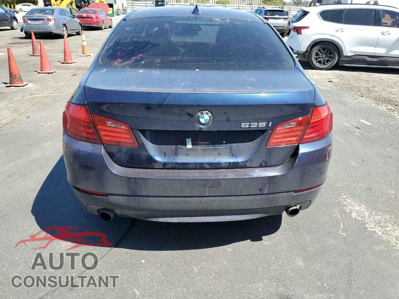 BMW 5 SERIES 2012 - WBAFR7C56CC811513