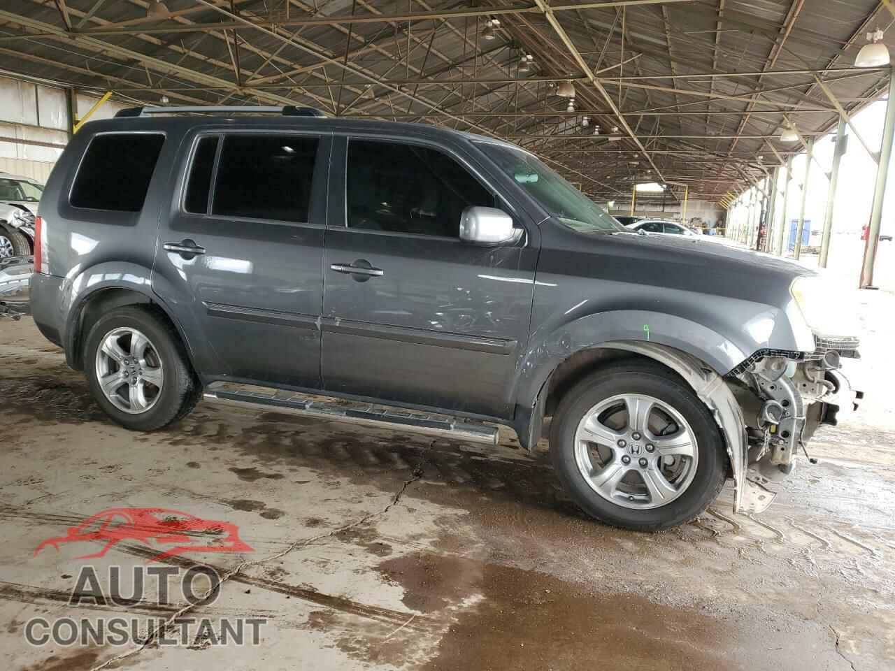 HONDA PILOT 2013 - 5FNYF3H49DB006610