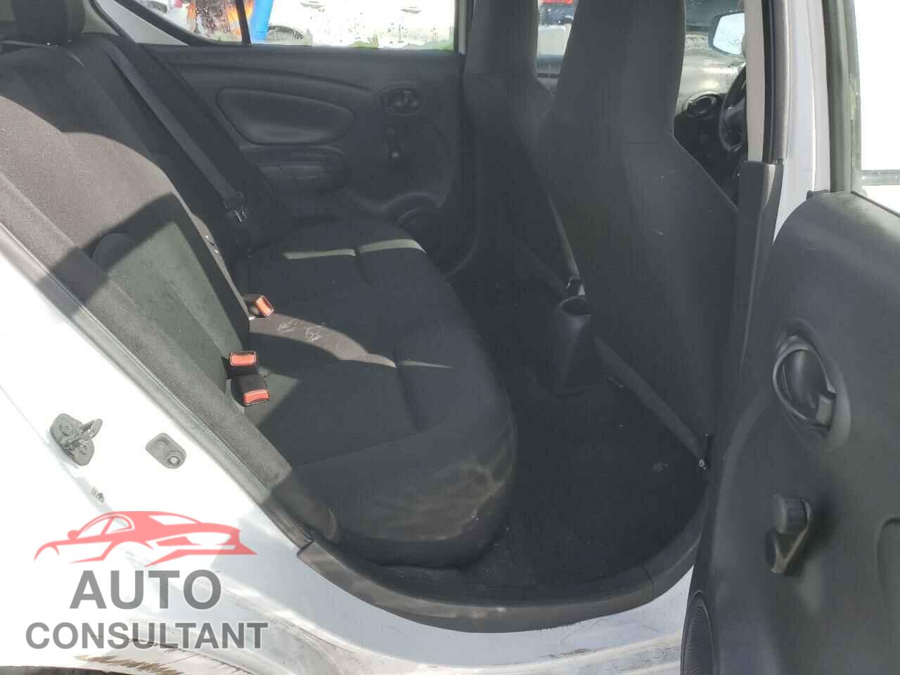NISSAN VERSA 2017 - 3N1CN7AP3HL832677
