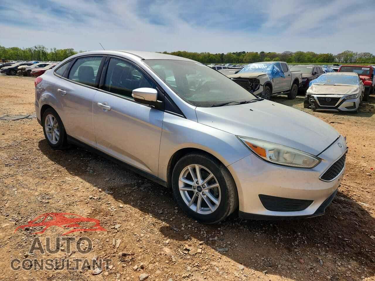 FORD FOCUS 2017 - 1FADP3F26HL288517