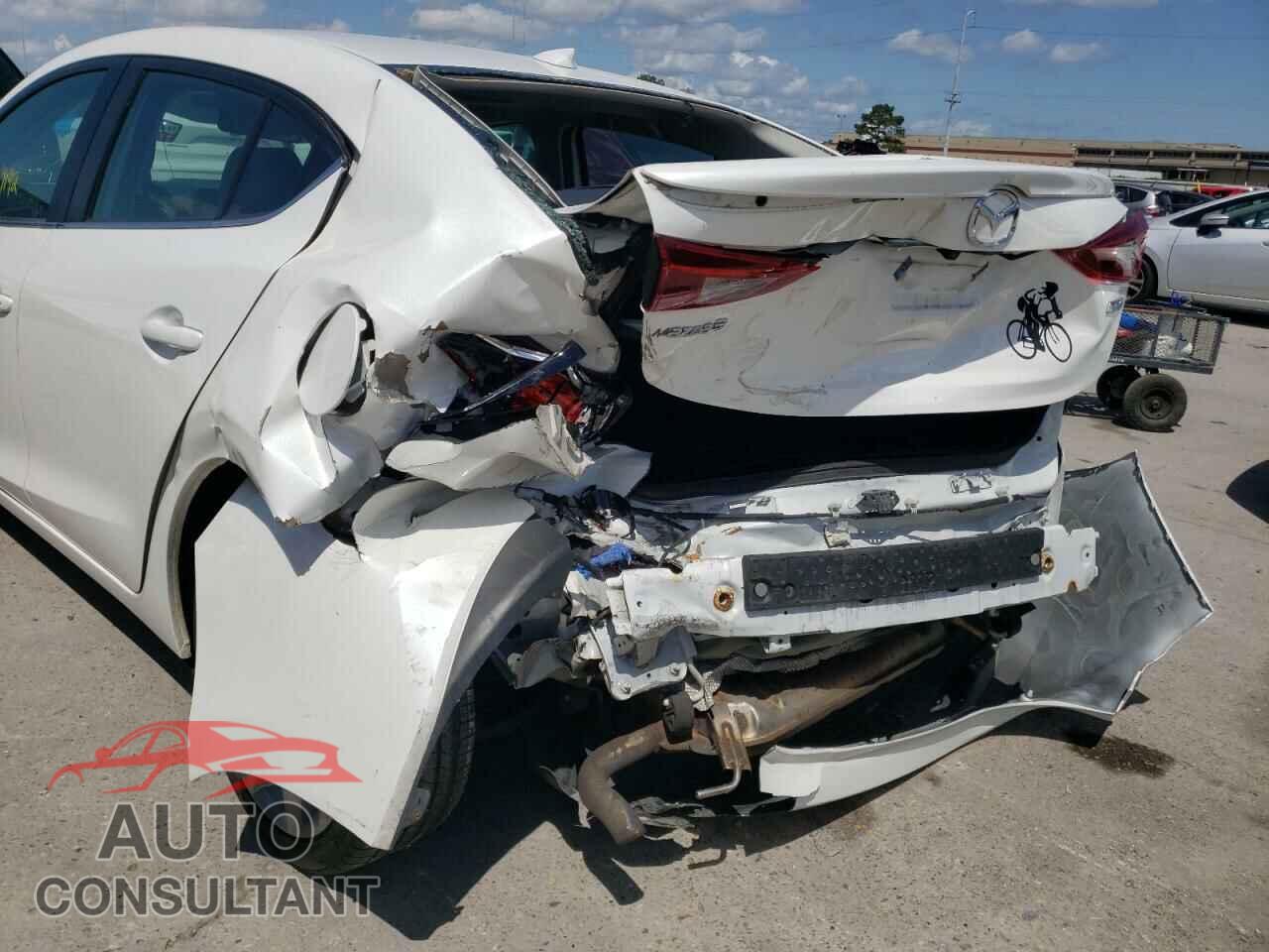 MAZDA 3 2017 - 3MZBN1V72HM140434