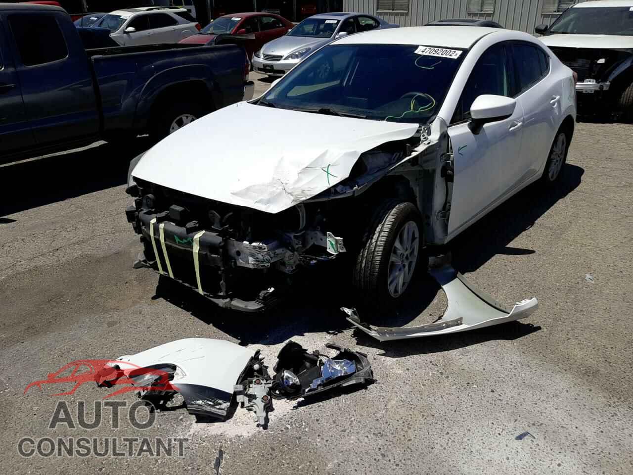 MAZDA 3 2017 - 3MZBN1U77HM154198