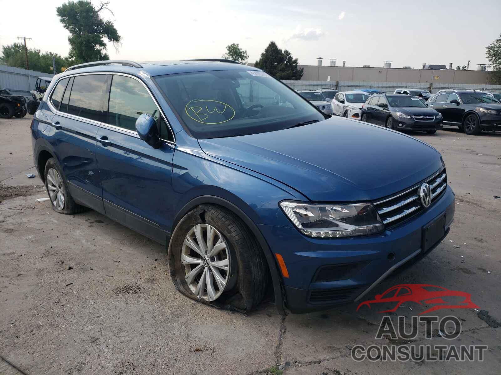 VOLKSWAGEN TIGUAN 2019 - 3VV2B7AX0KM015462