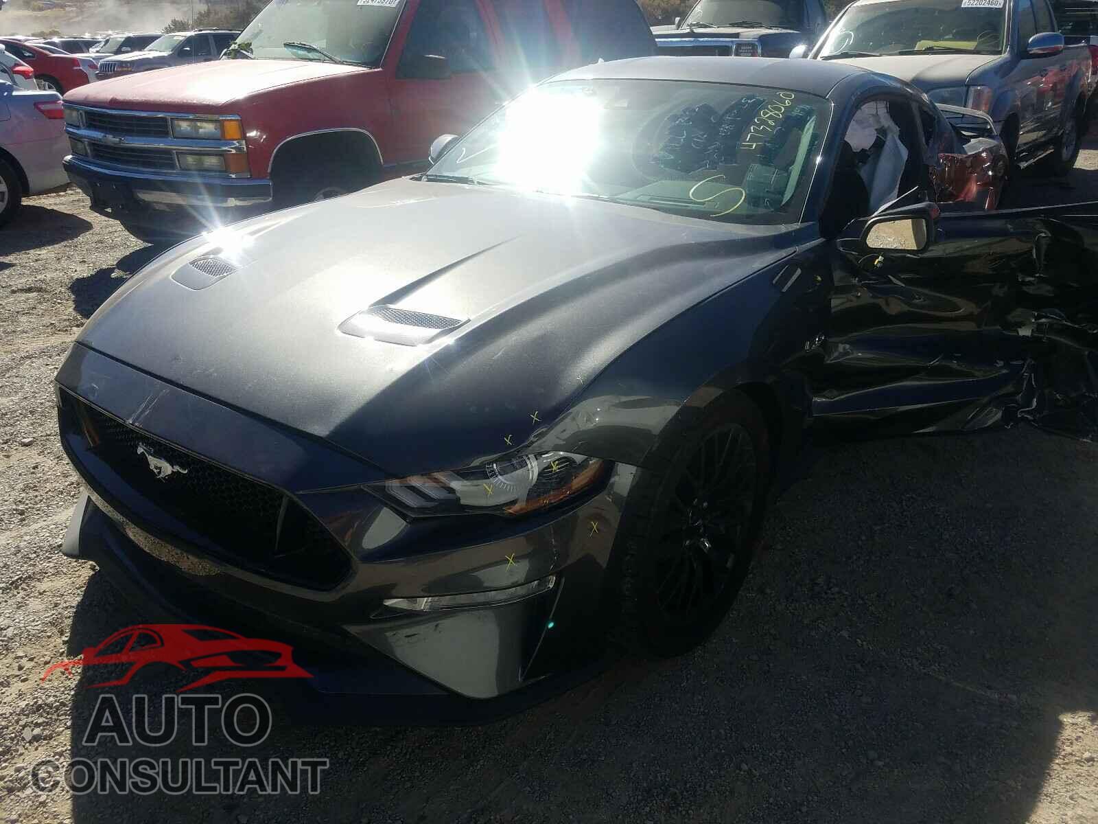 FORD MUSTANG 2019 - 1FA6P8CF2K5125887