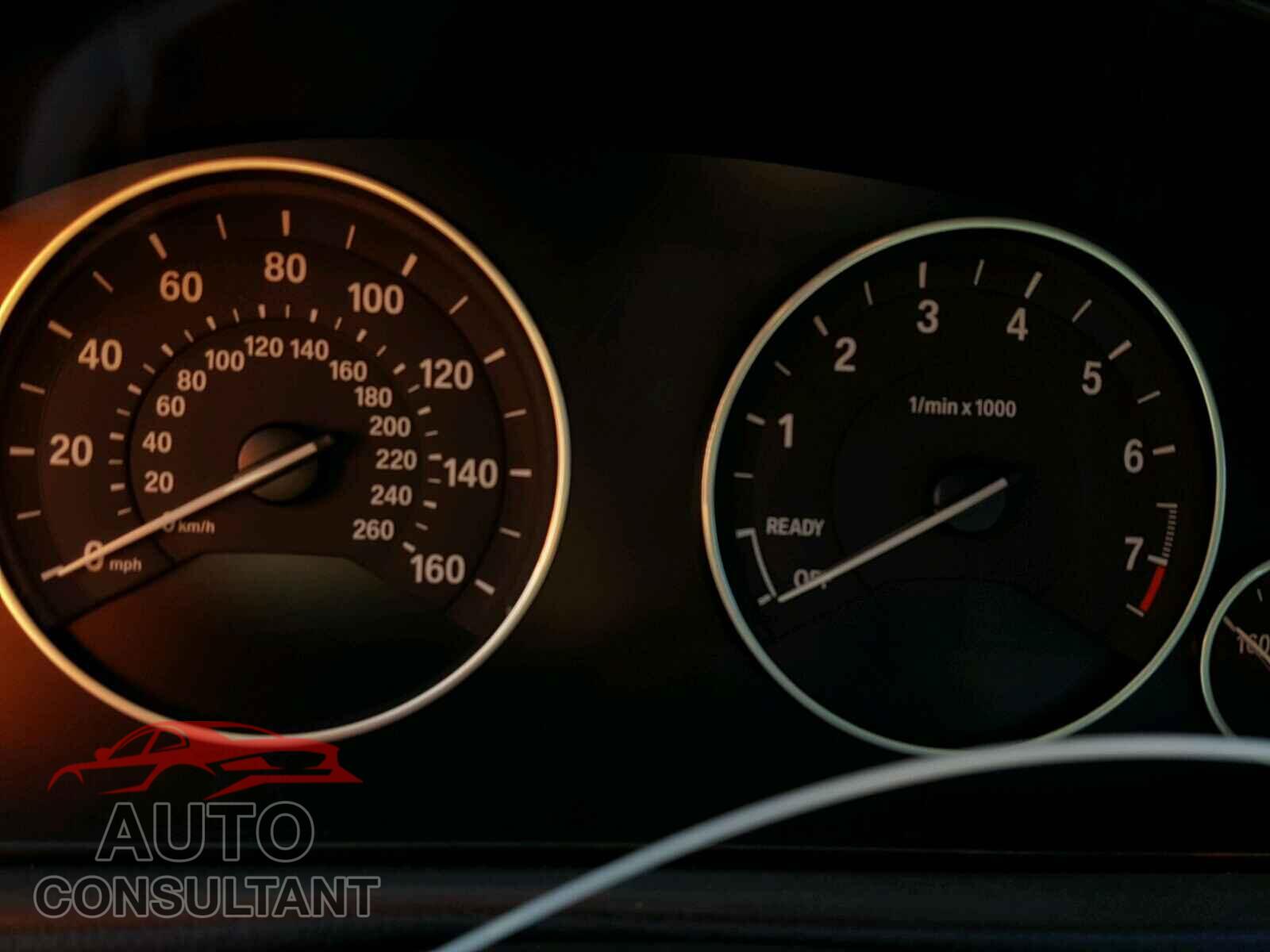 BMW 3 SERIES 2015 - WBA3C1C53FK120032