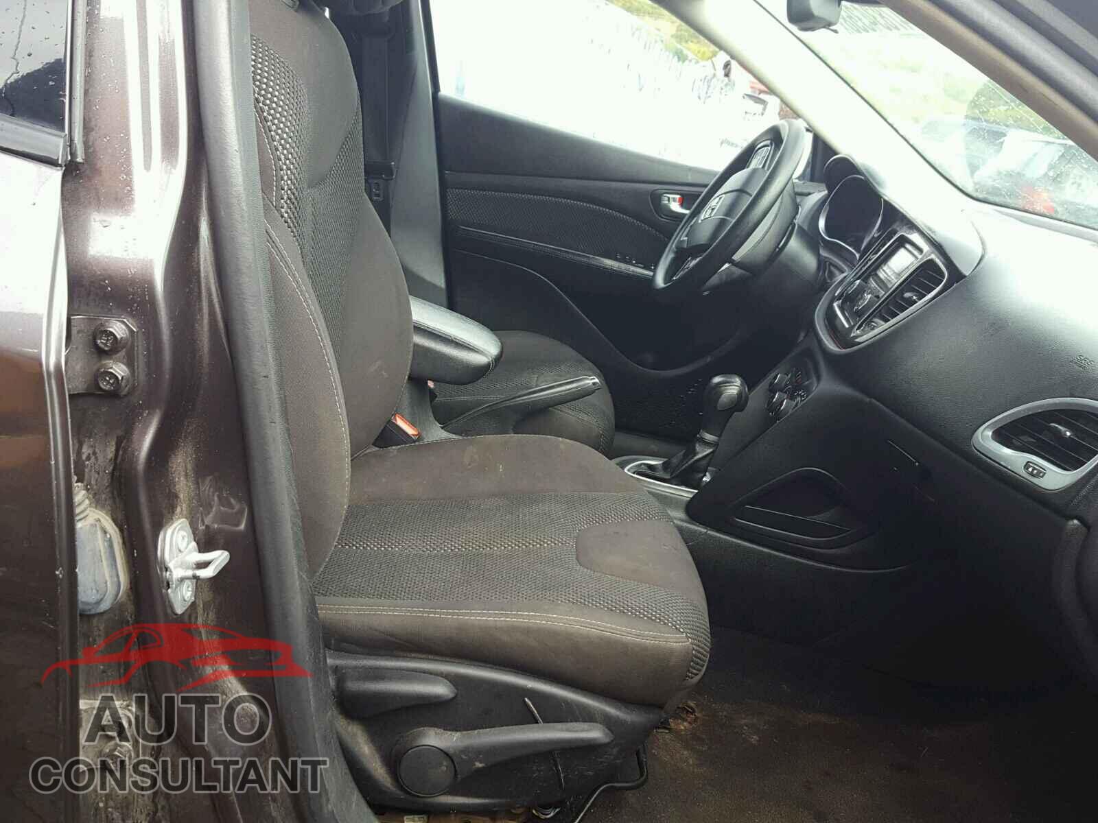 DODGE DART 2015 - 1C3CDFBB5FD193318