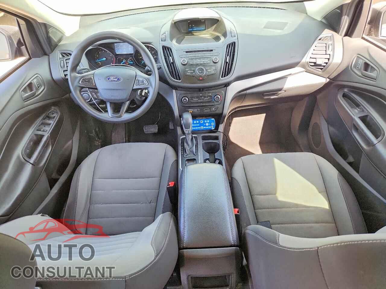 FORD ESCAPE 2018 - 1FMCU0F73JUC09065