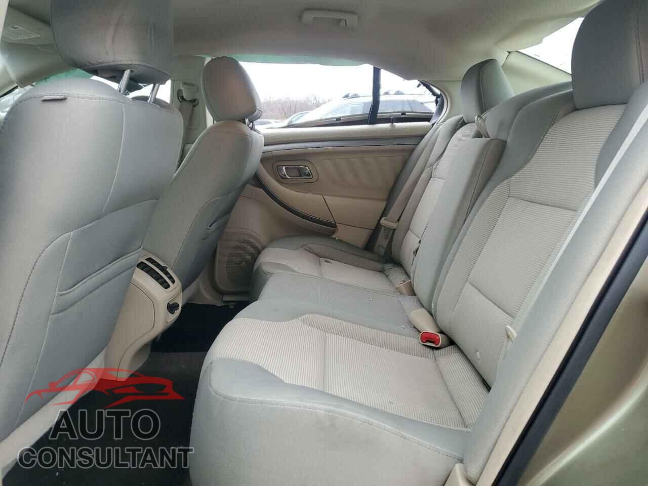FORD TAURUS 2013 - 1FAHP2E82DG174020