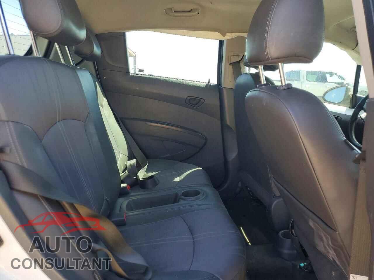 CHEVROLET SPARK 2015 - KL8CD6S96FC749224