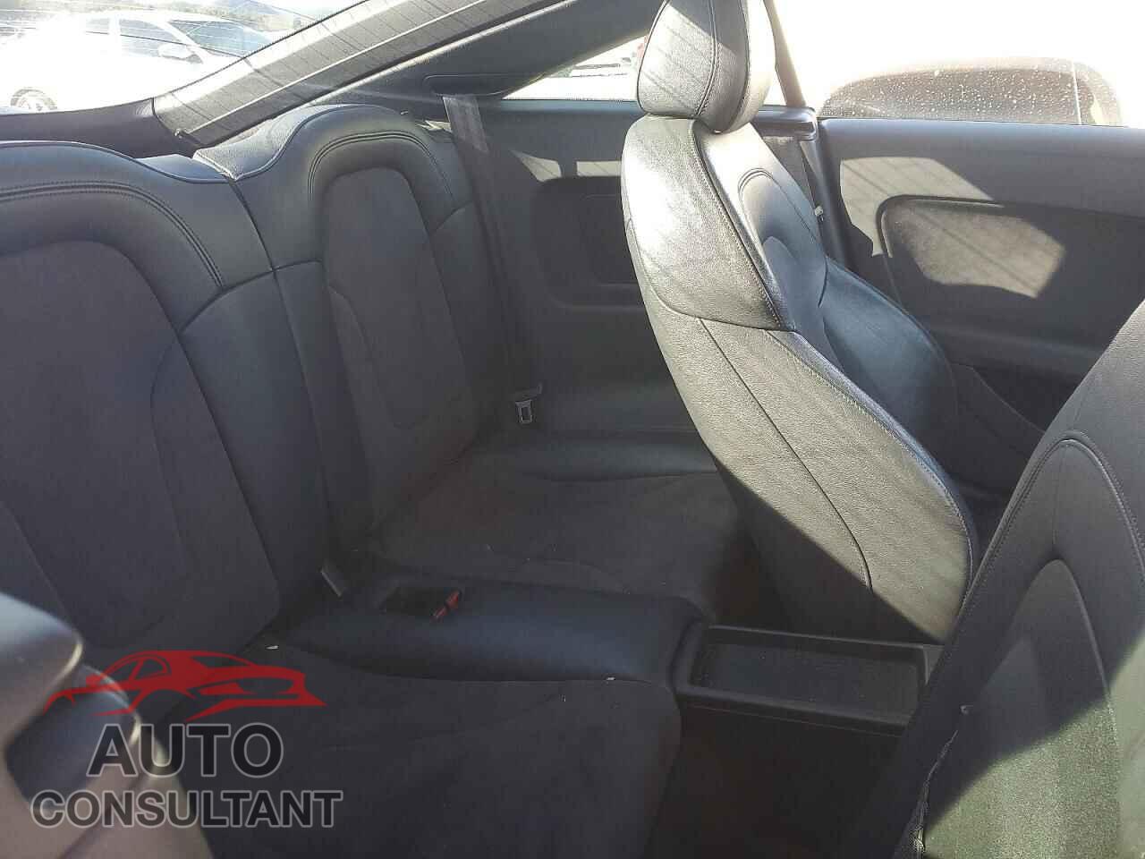 AUDI TT 2013 - TRUBFAFK1D1000603