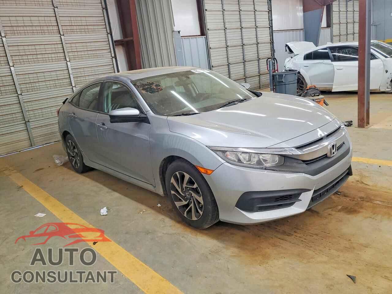 HONDA CIVIC 2017 - 19XFC2F74HE070217