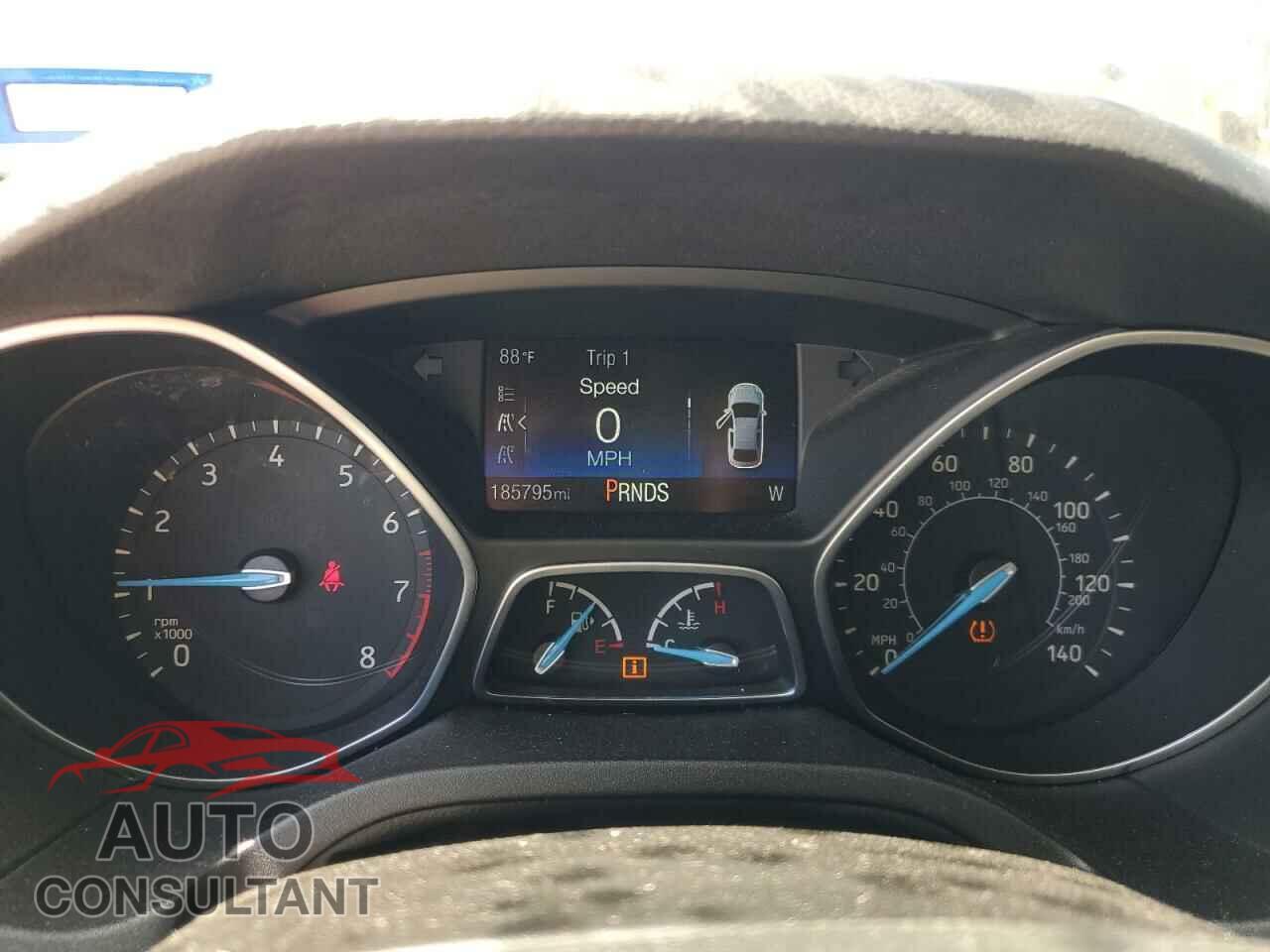 FORD FOCUS 2017 - 1FADP3H21HL219974