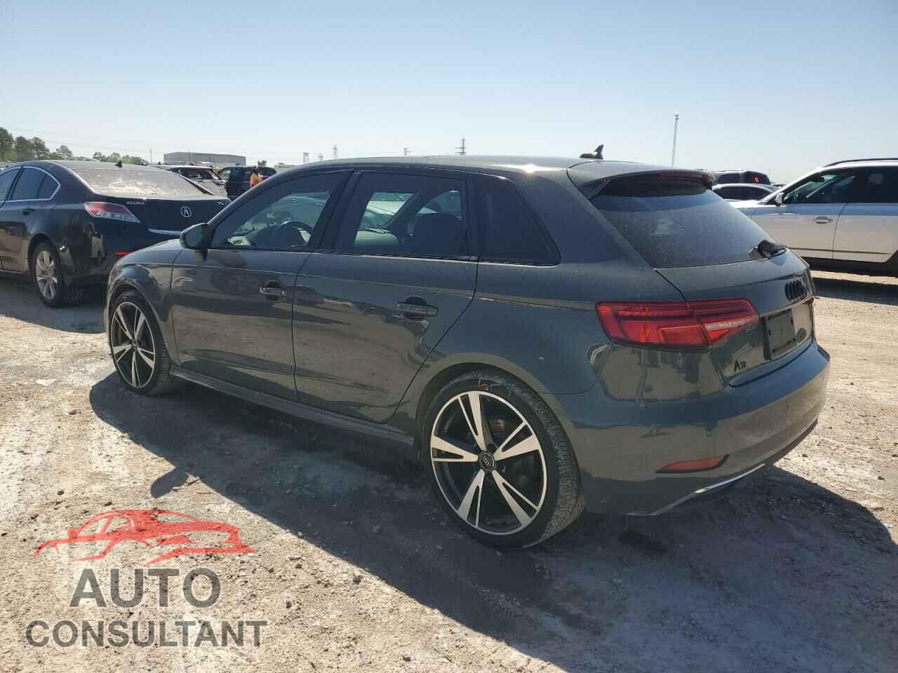 AUDI A3 2017 - WAUTPBFF9HA044842