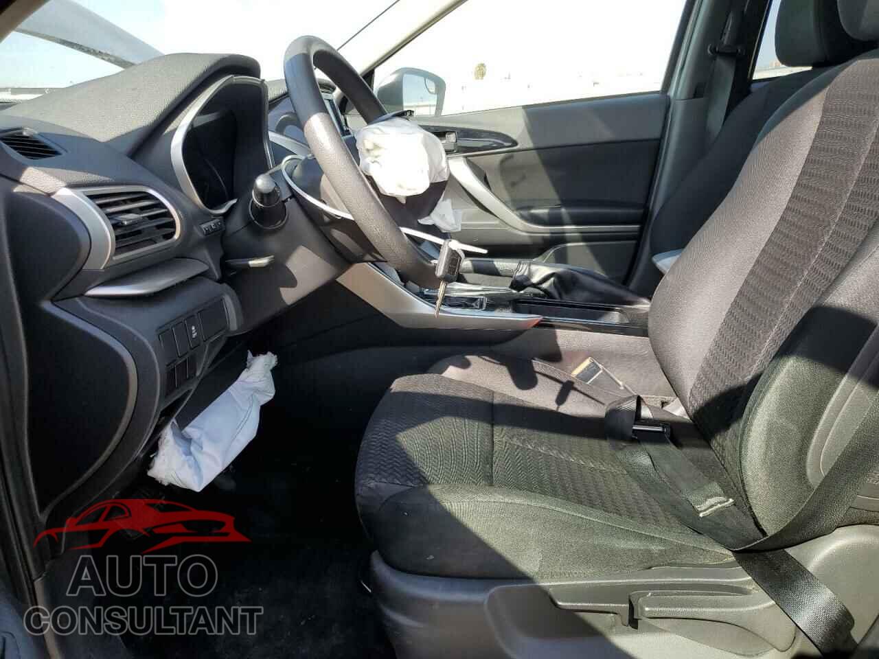 MITSUBISHI ECLIPSE 2019 - JA4AT3AA9KZ023256