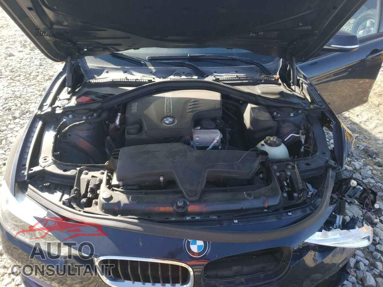 BMW 3 SERIES 2016 - WBA8E3G55GNU05627