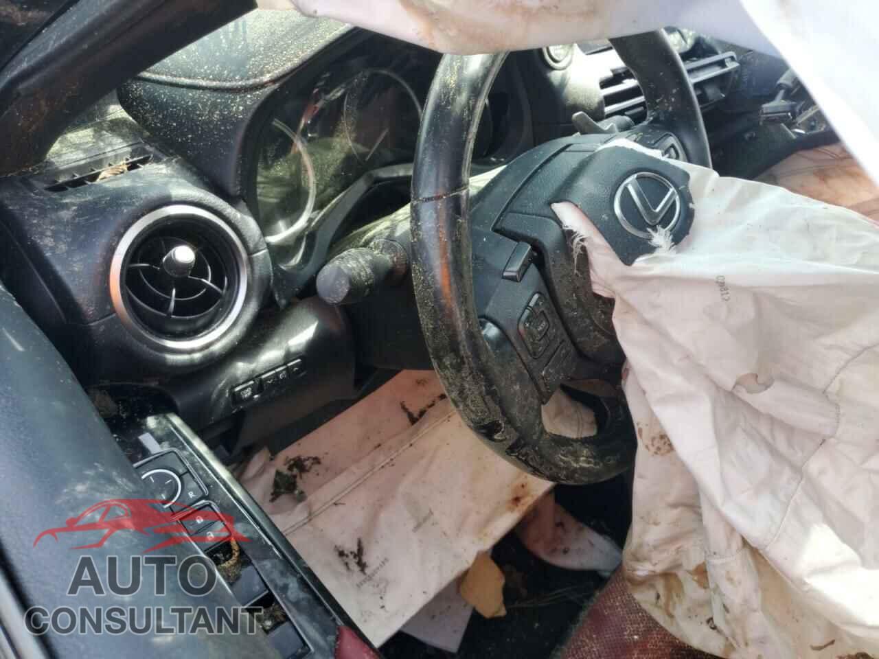 LEXUS IS 2021 - JTHCA1D25M5113025