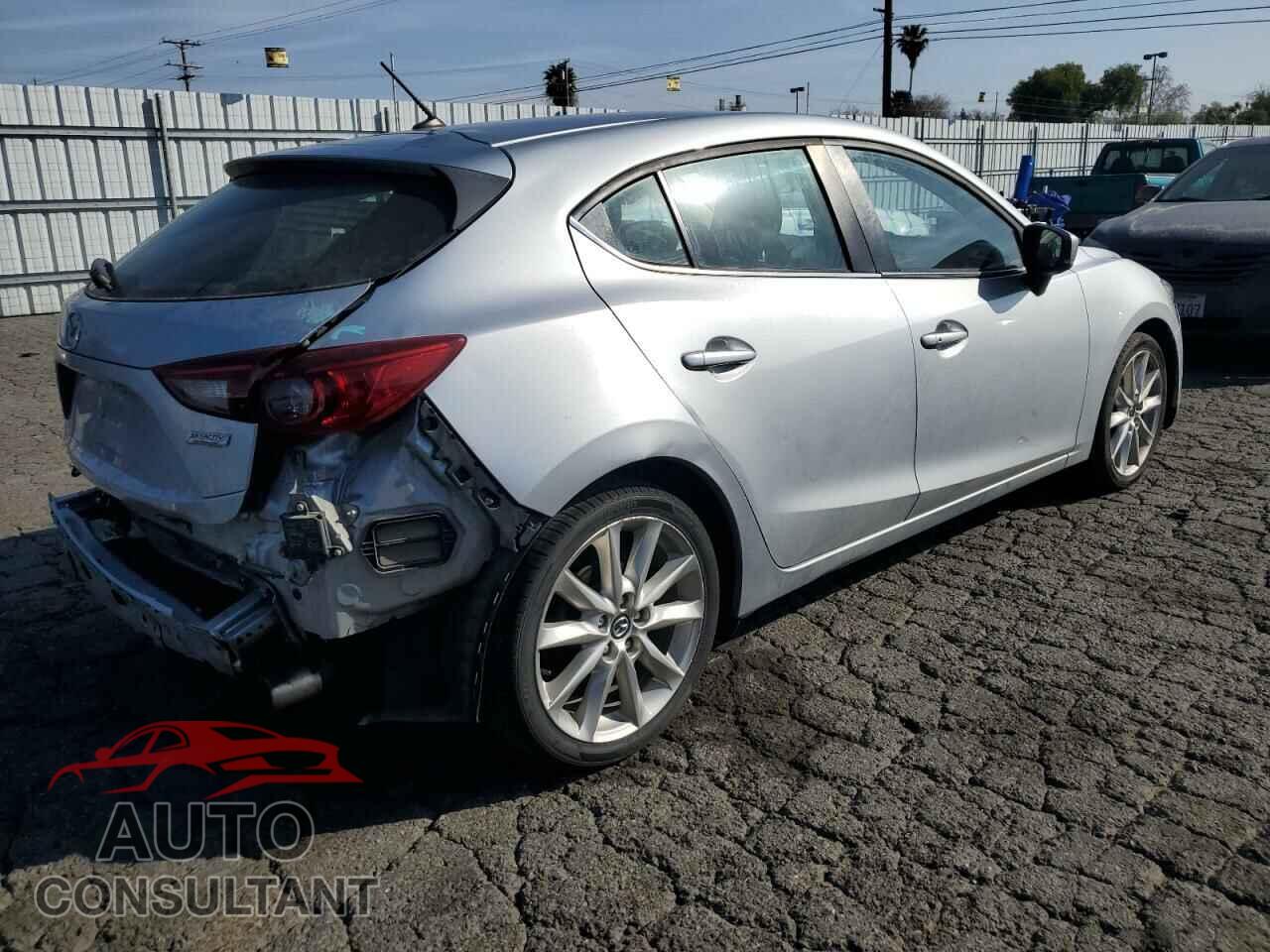 MAZDA 3 2017 - 3MZBN1L71HM112742