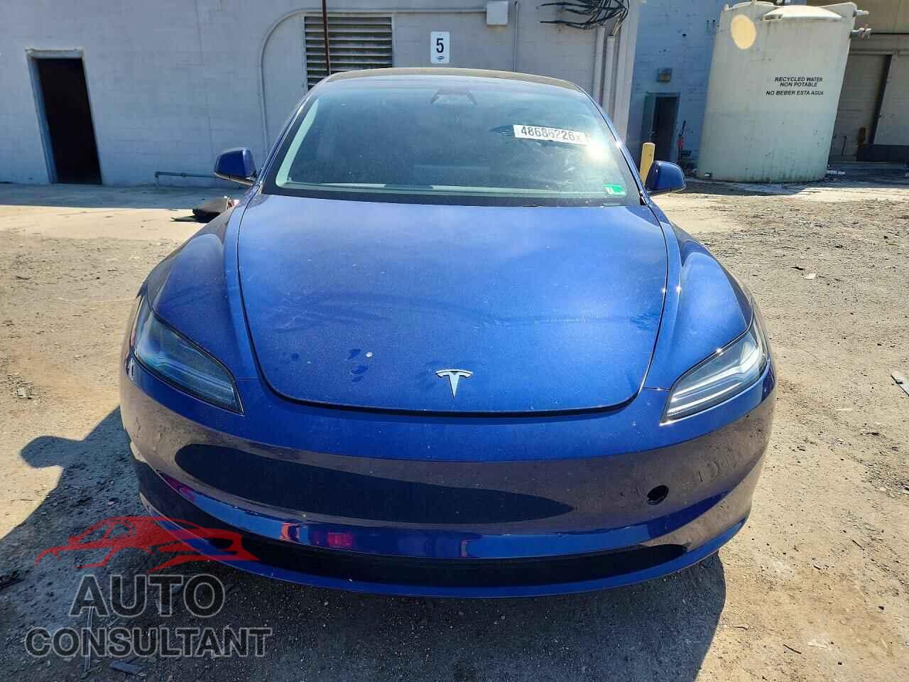 TESLA MODEL 3 2025 - 5YJ3E1EB2SF926838