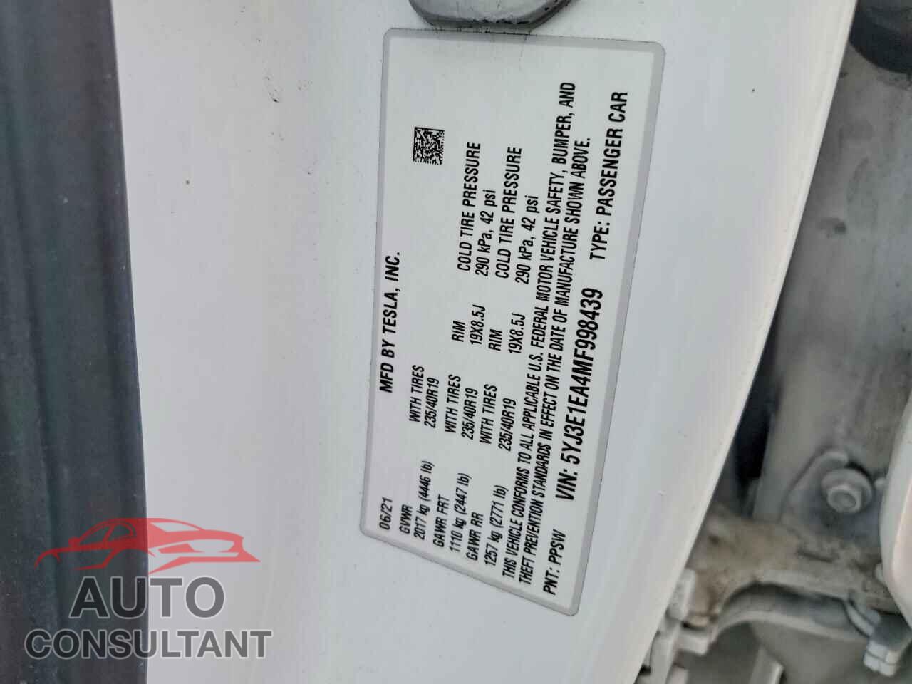 TESLA MODEL 3 2021 - 5YJ3E1EA4MF998439