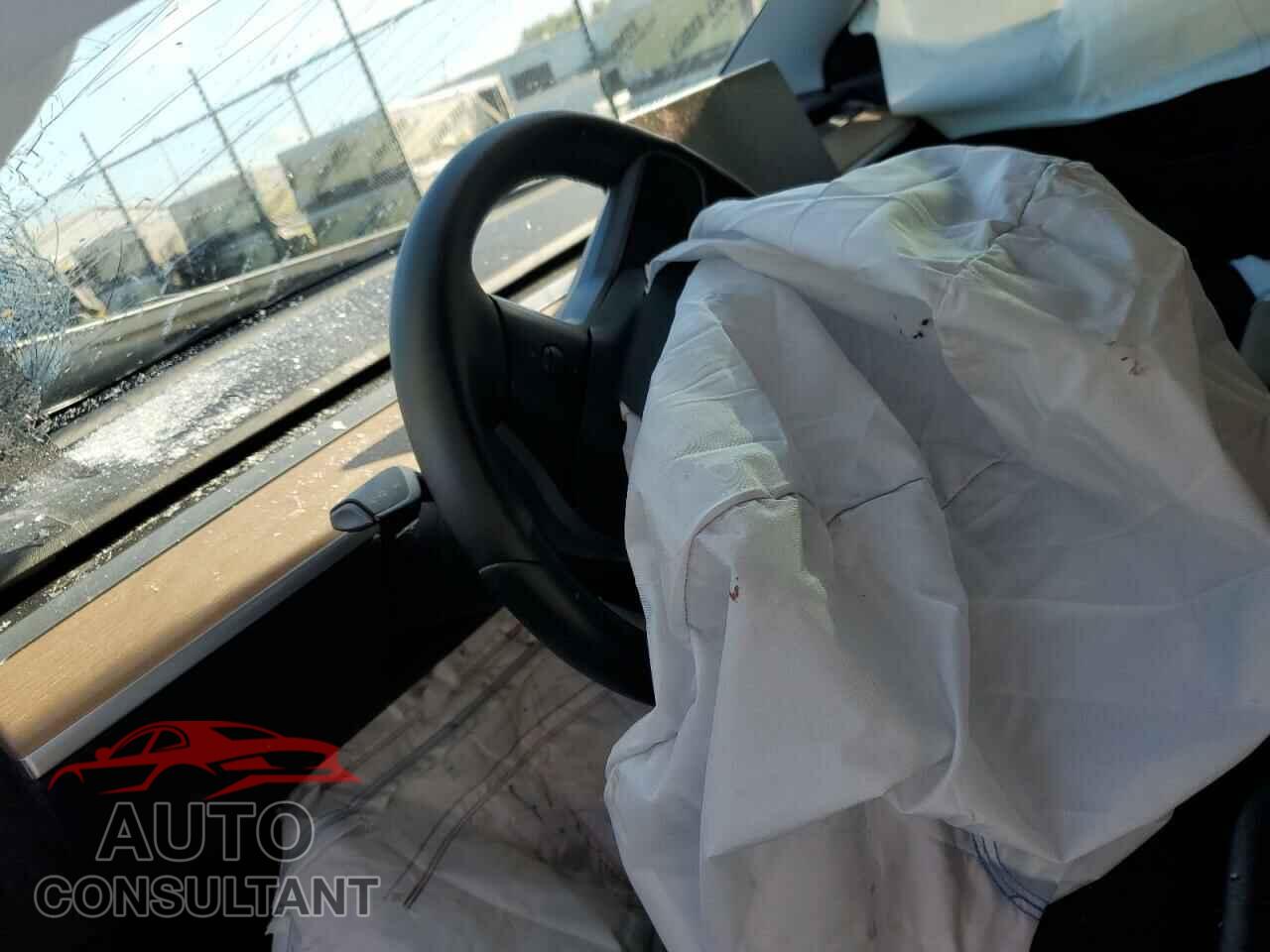 TESLA MODEL 3 2020 - 5YJ3E1EB8LF770323