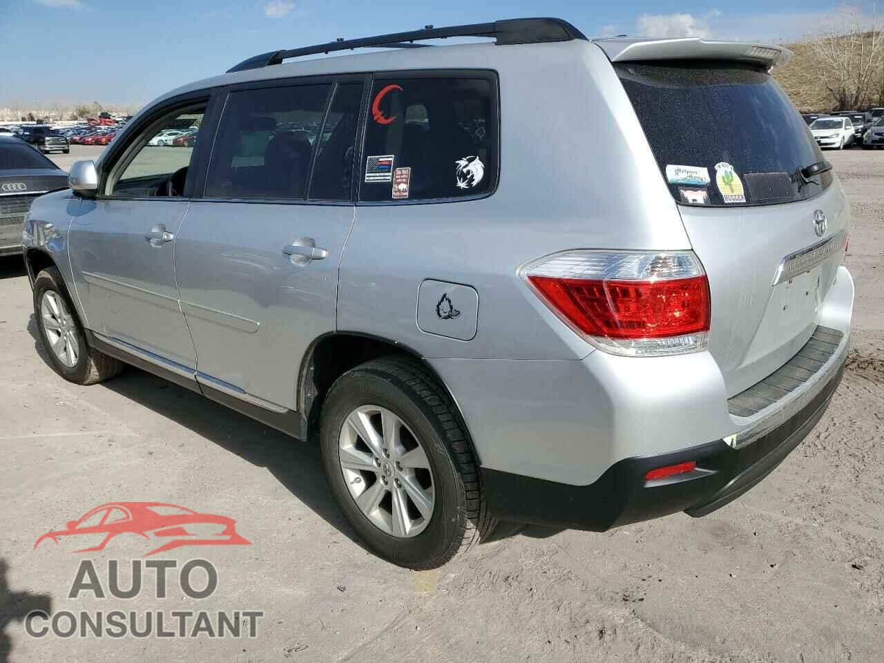 TOYOTA HIGHLANDER 2012 - 5TDBK3EHXCS130372