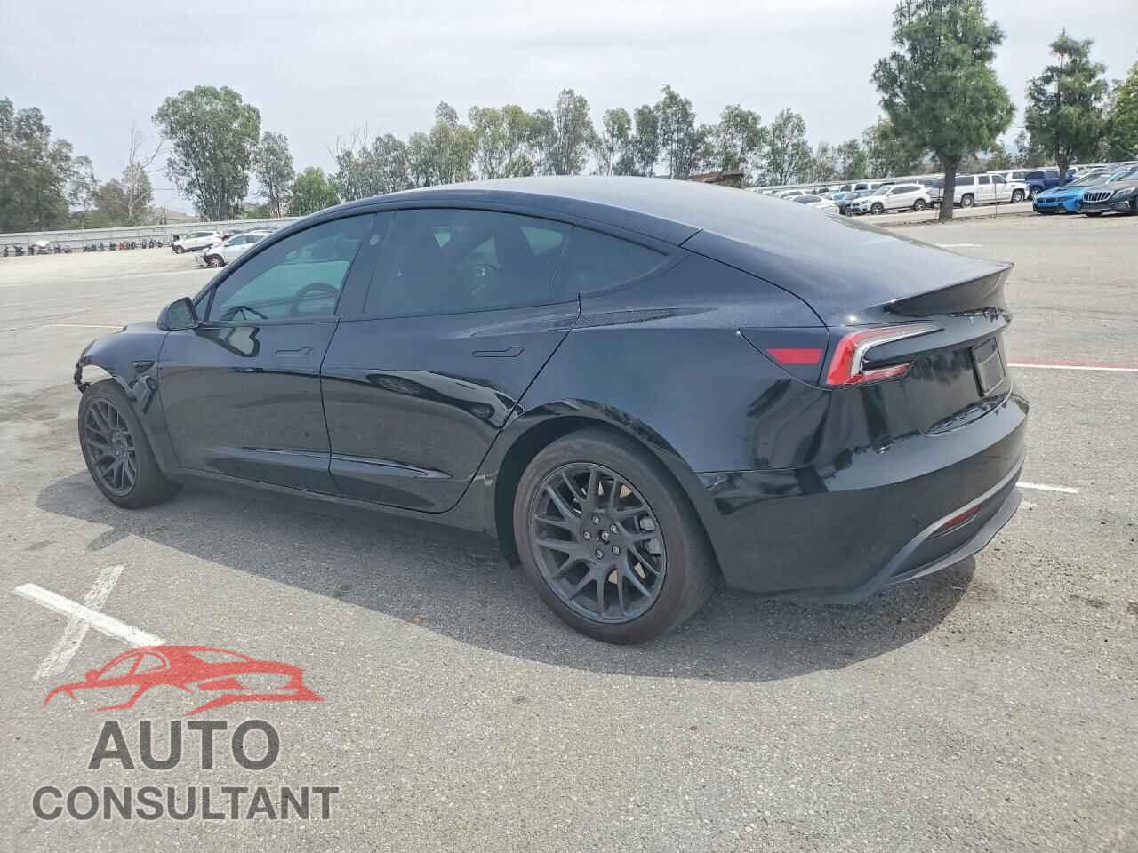 TESLA MODEL 3 2024 - 5YJ3E1EA8RF834196