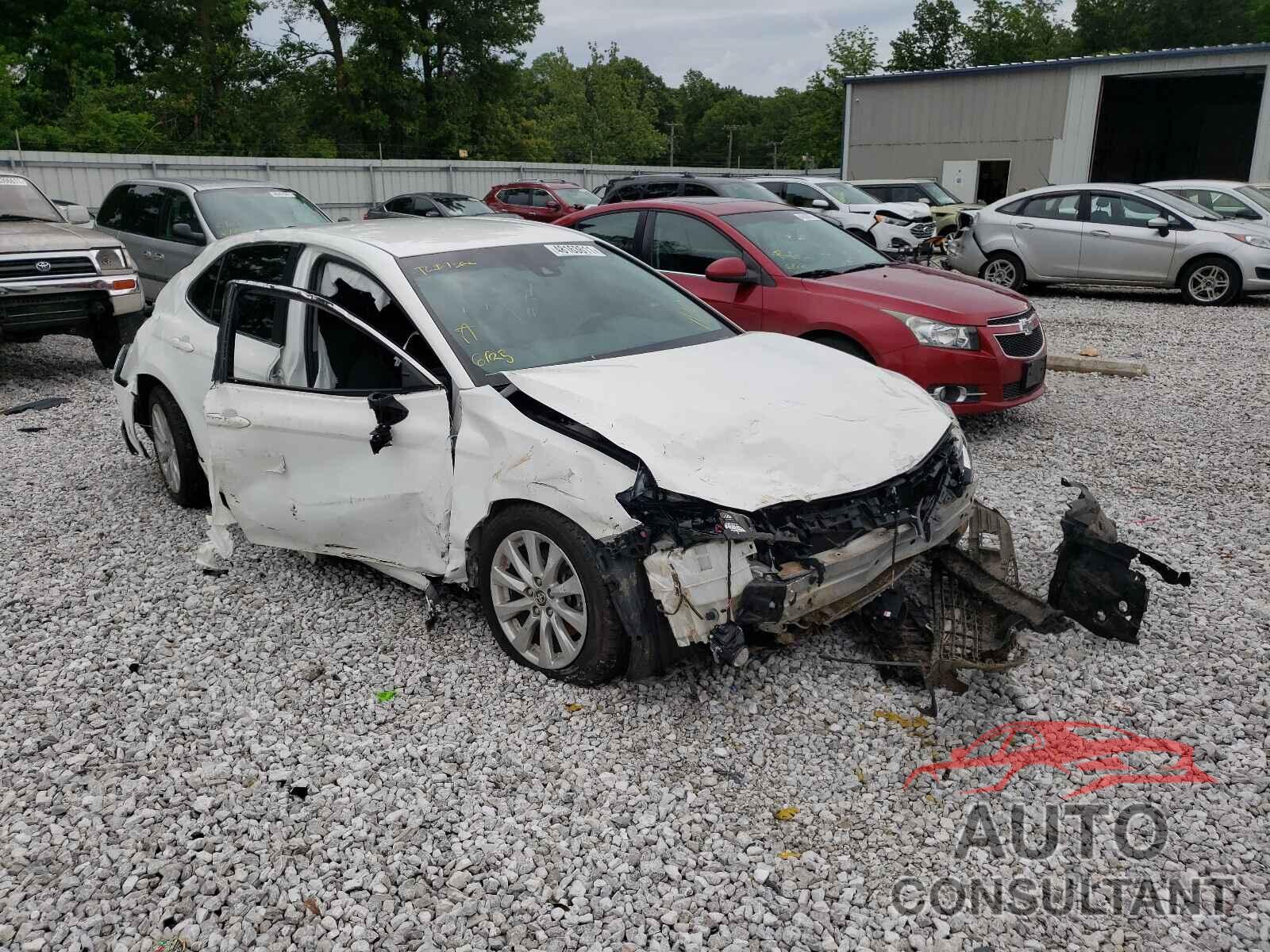 TOYOTA CAMRY 2018 - JTNB11HK9J3027761