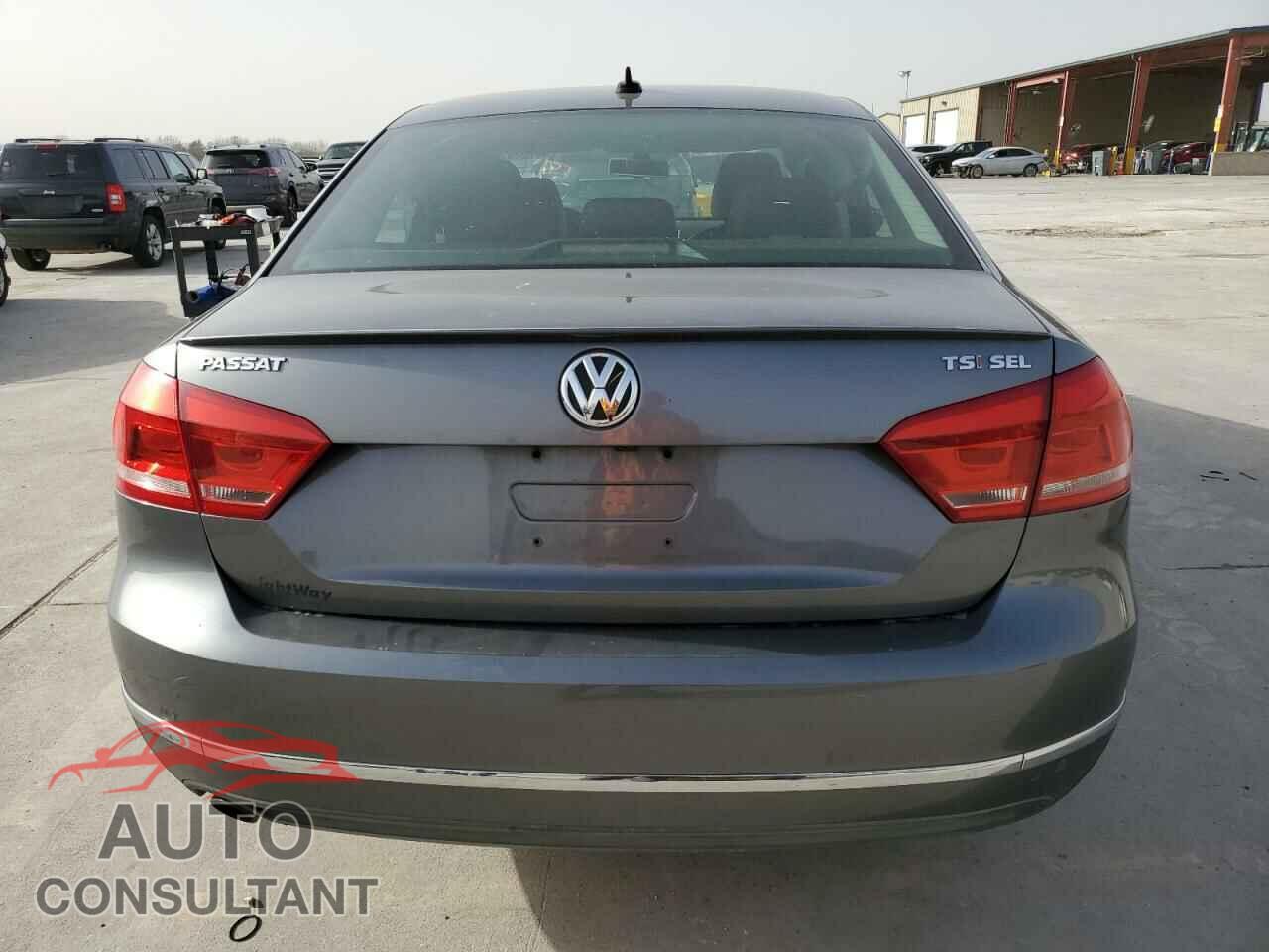 VOLKSWAGEN PASSAT 2014 - 1VWCT7A36EC005793