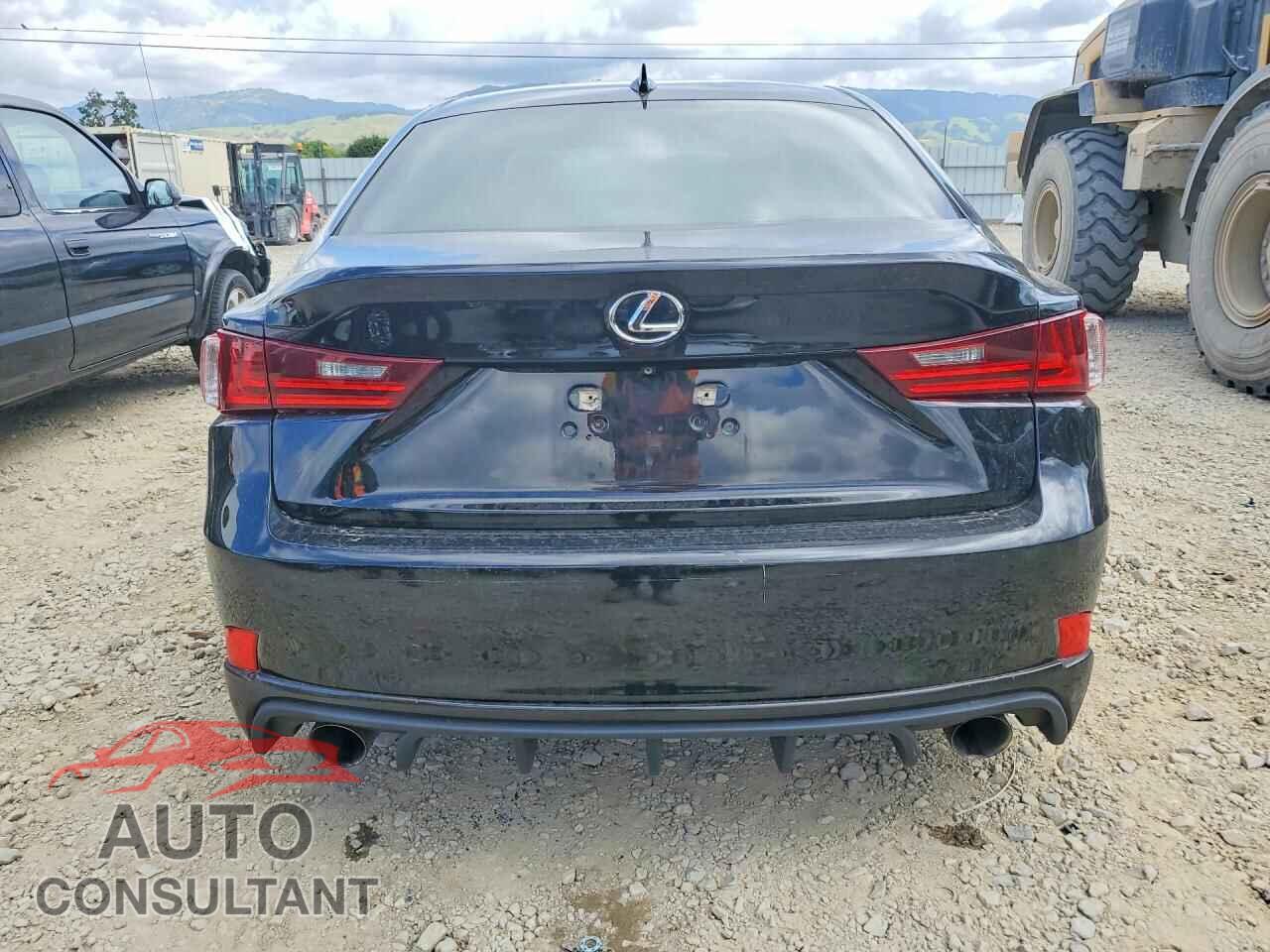 LEXUS IS 2014 - JTHBF1D21E5010053