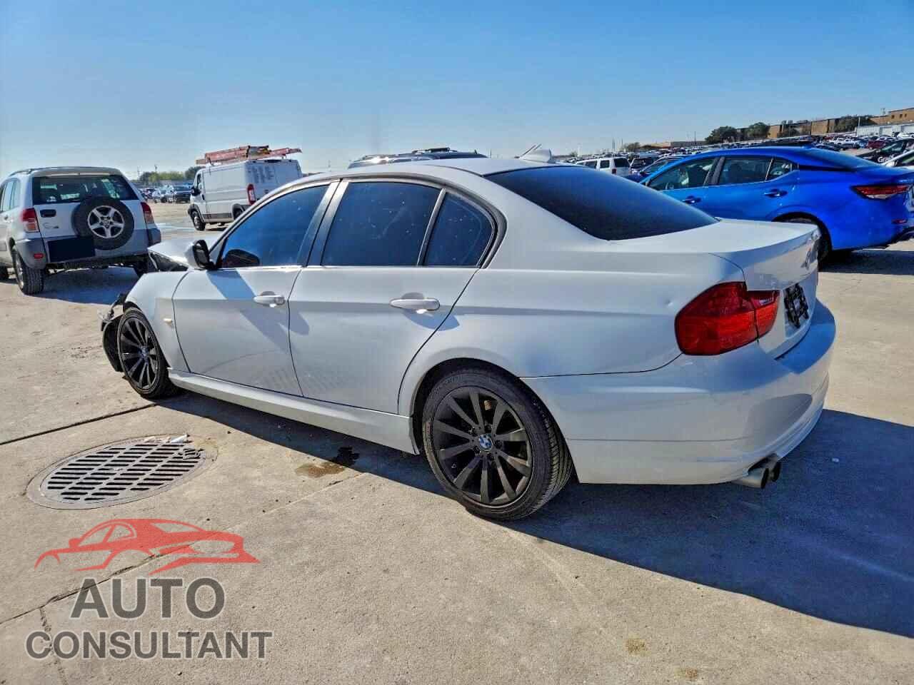BMW 3 SERIES 2011 - WBAPH7C5XBA802461