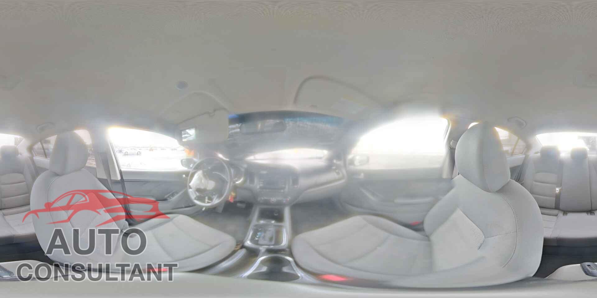 KIA FORTE 2017 - 3KPFK4A79HE096205
