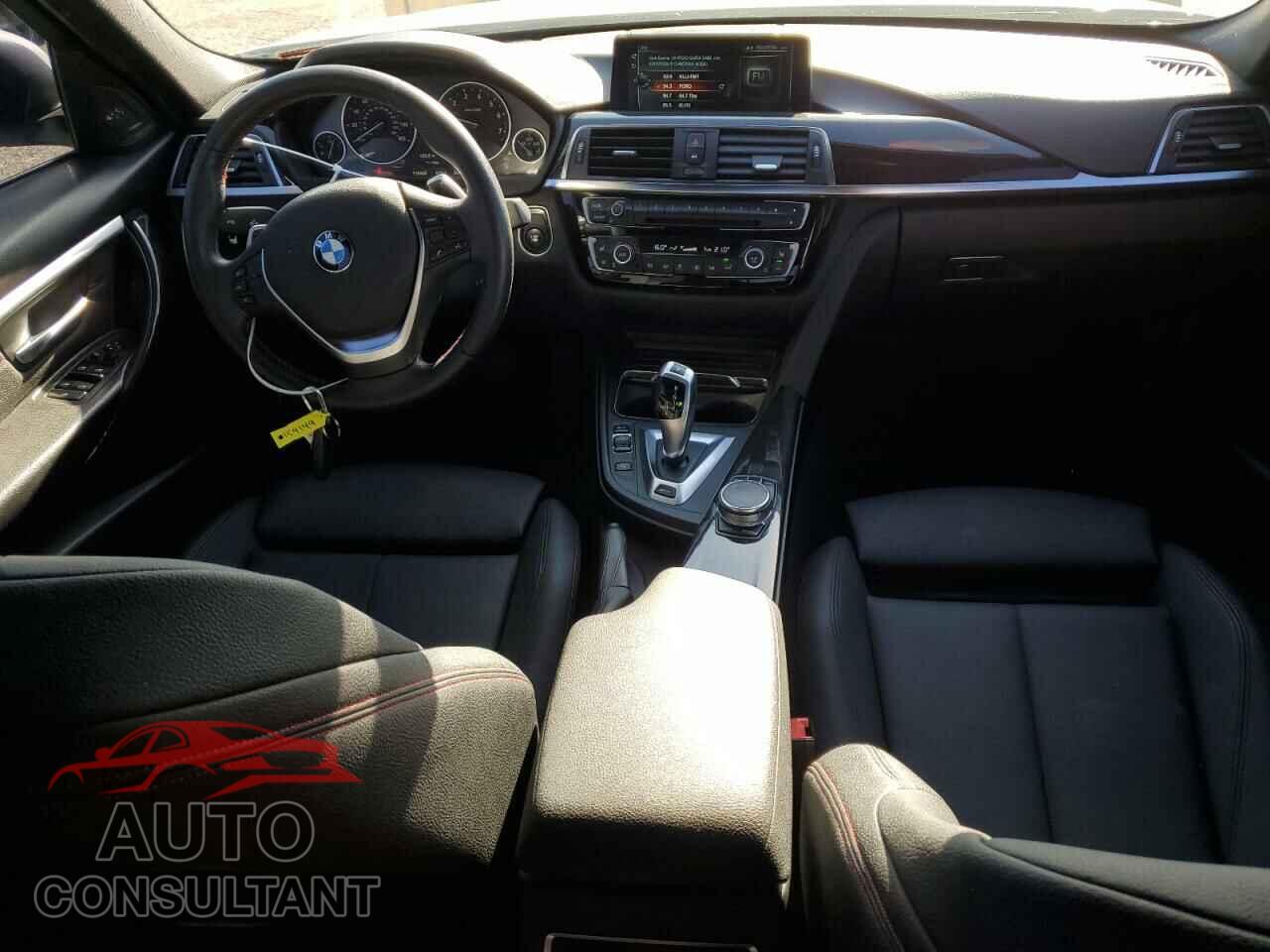 BMW 3 SERIES 2017 - WBA8E1C30HA159149
