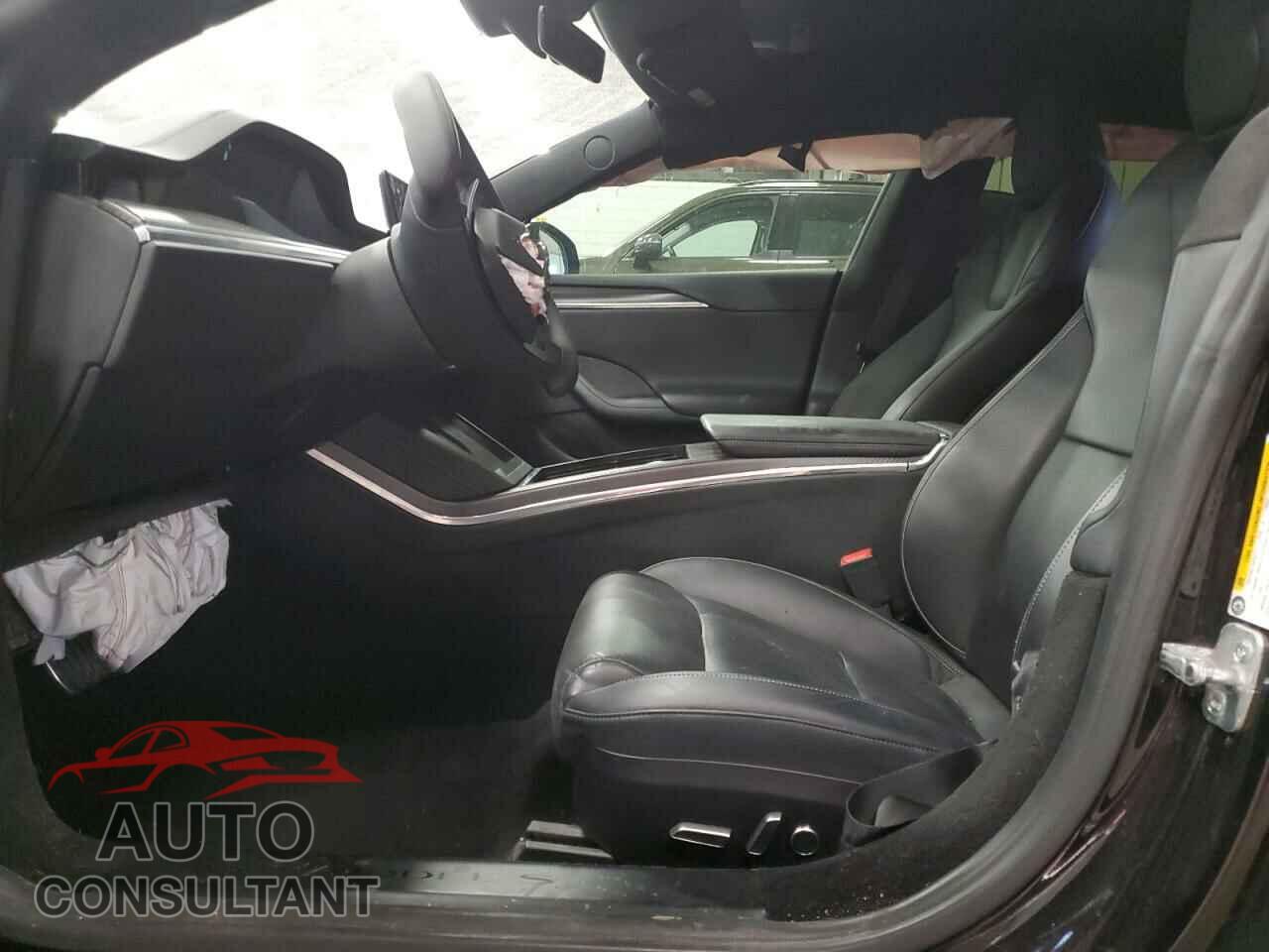 TESLA MODEL S 2021 - 5YJSA1E64MF454817