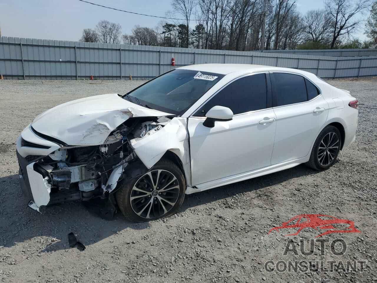 TOYOTA CAMRY 2018 - 4T1B11HK7JU566065