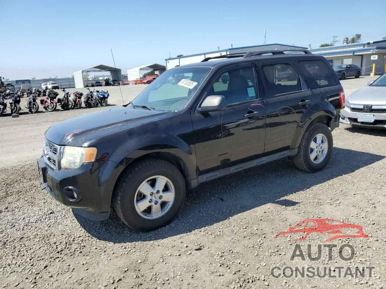 FORD ESCAPE 2011 - 1FMCU0D70BKC30052