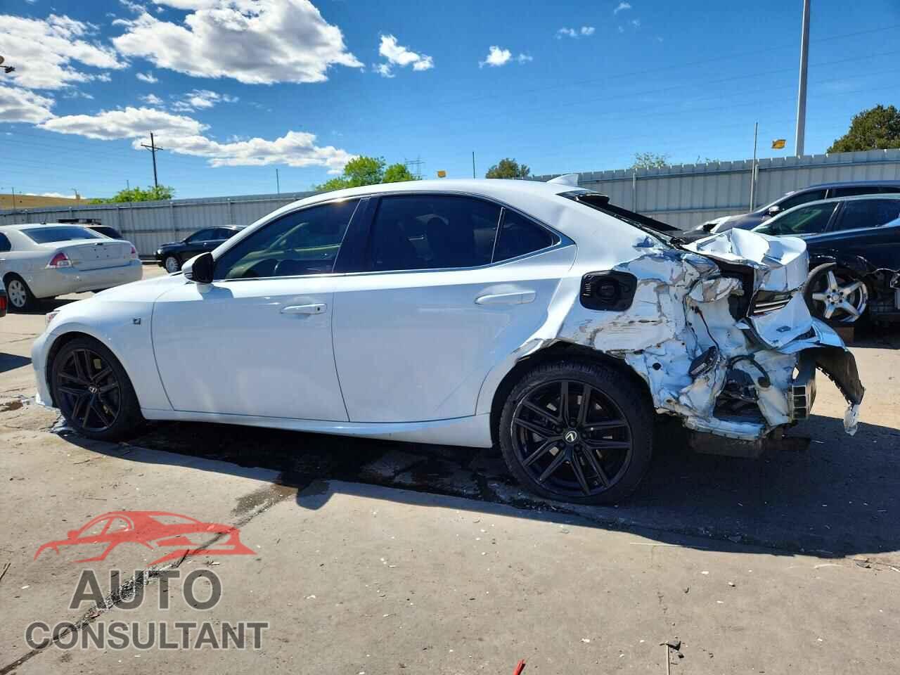 LEXUS IS 2015 - JTHCE1D28F5007983