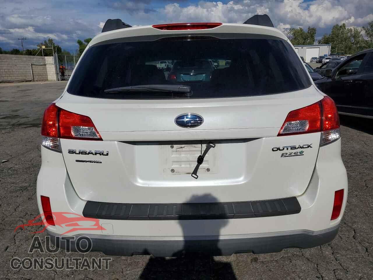 SUBARU OUTBACK 2010 - 4S4BRBBC8A3331096