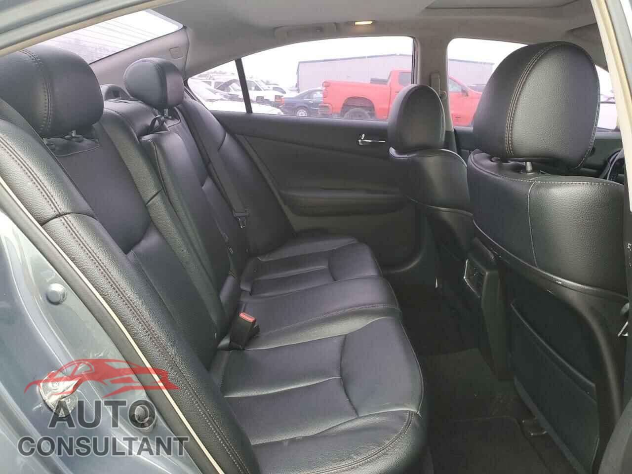 NISSAN MAXIMA 2011 - 1N4AA5AP5BC824643